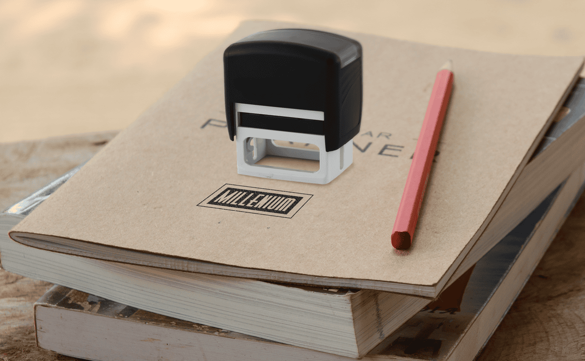 Aprenda 6 passos para produzir um carimbo personalizado