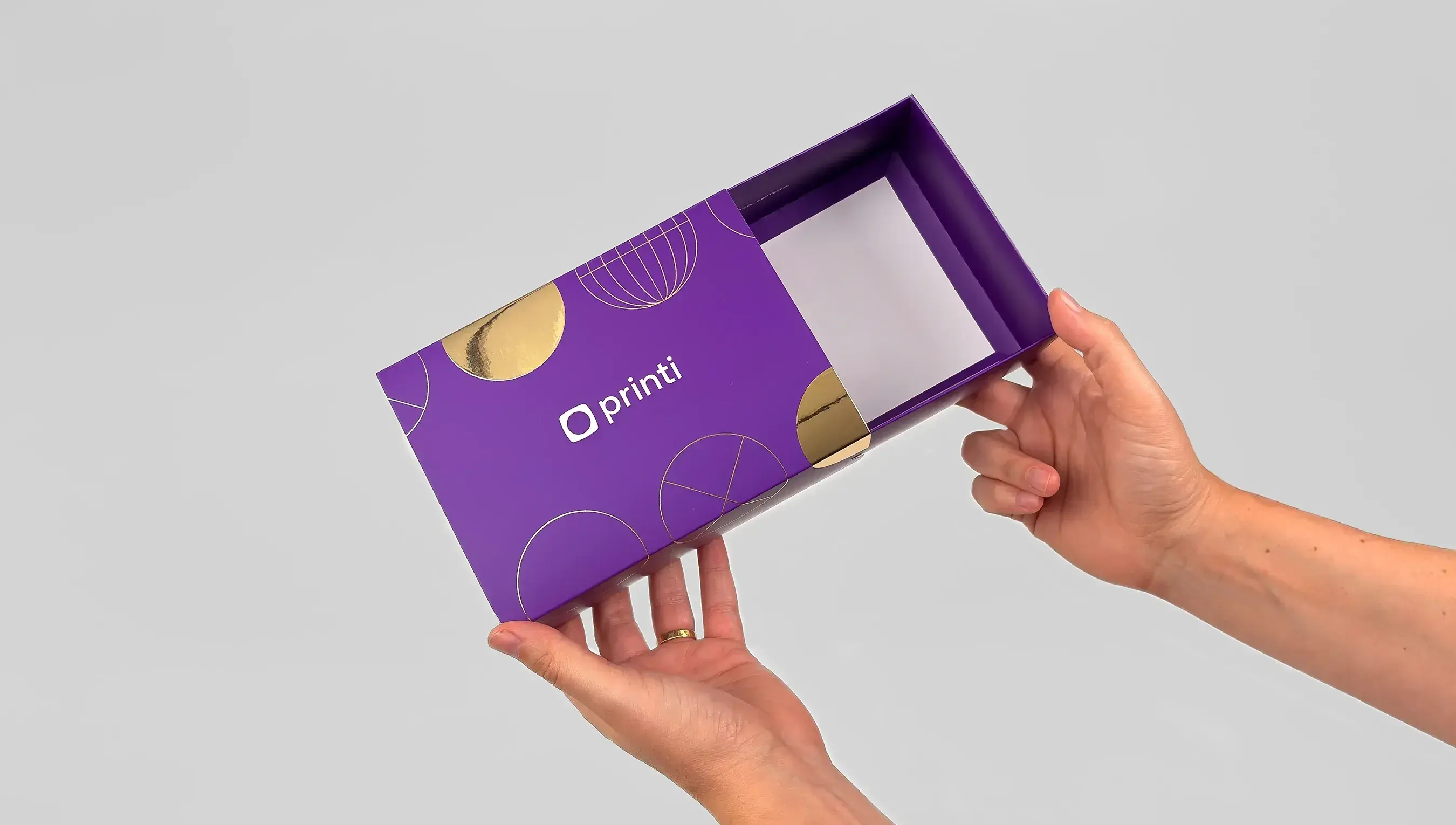 Embalagem_Gaveta_hot stamping.webp